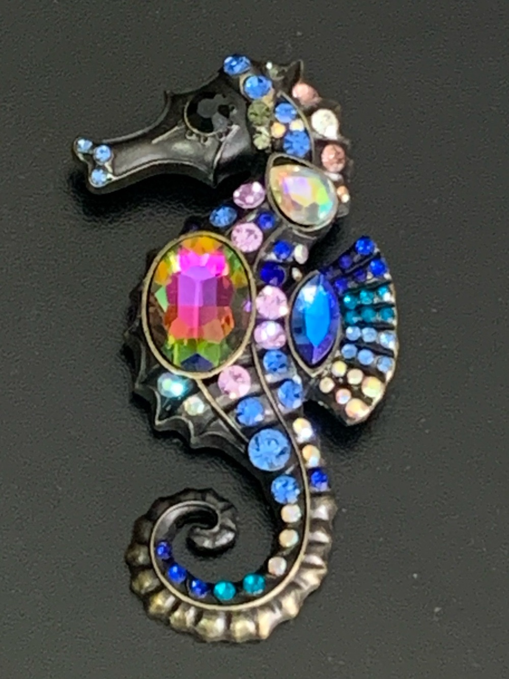 Seahorse Antique Gold Tone Bling Crystal Rhinestone Brooch